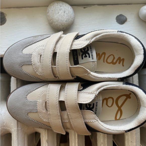 Brand new never worn Talia sneaker by Sam Edelman - Picture 1 of 5